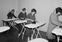 Images: la (trop) longue histoire de l’enseignement ménager 1981.jpg